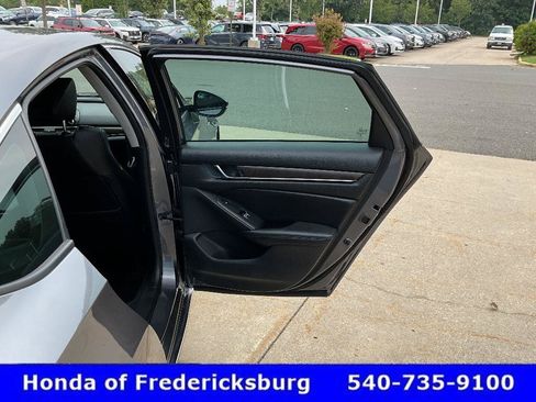 Certified 2019 Honda Accord Touring image 18