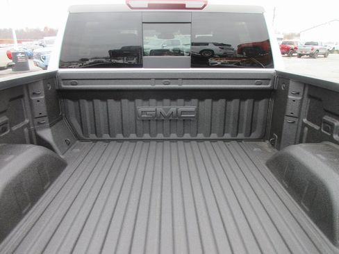 New 2026 GMC Sierra 1500 SLT w/ SLT Premium Plus Package image 7