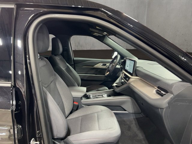 New 2027 Ford Explorer Active AWD/4WD image 15