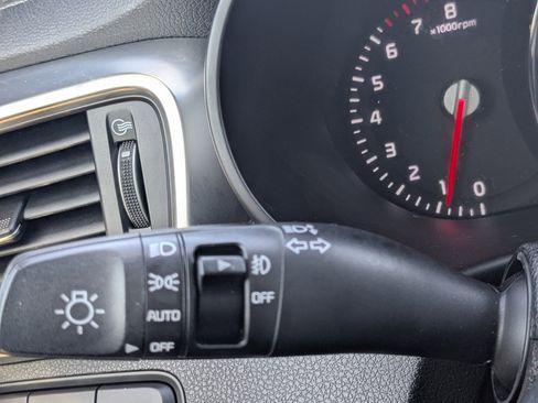 Used 2016 Kia Sorento SX w/ SXL Technology Package image 36