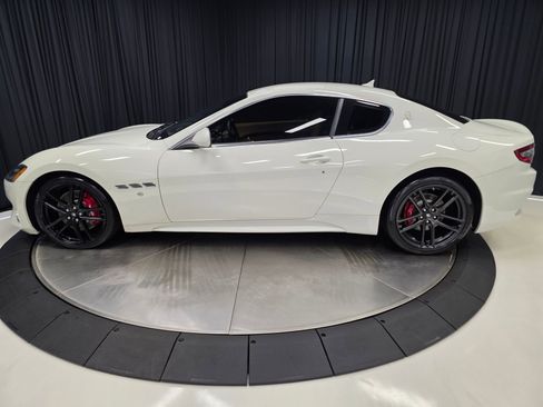 Used 2018 Maserati GranTurismo Sport image 8