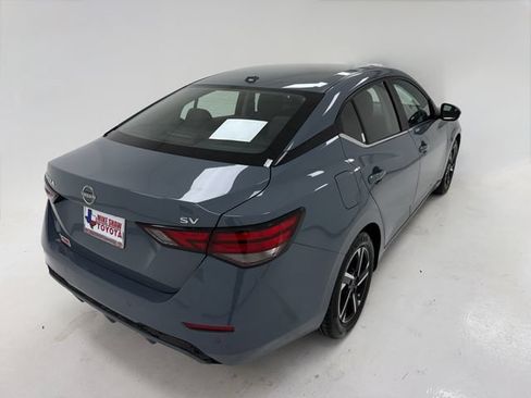 Used 2024 Nissan Sentra SV FWD image 40