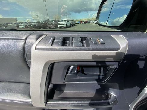 Used 2013 Toyota 4Runner Limited AWD/4WD image 13