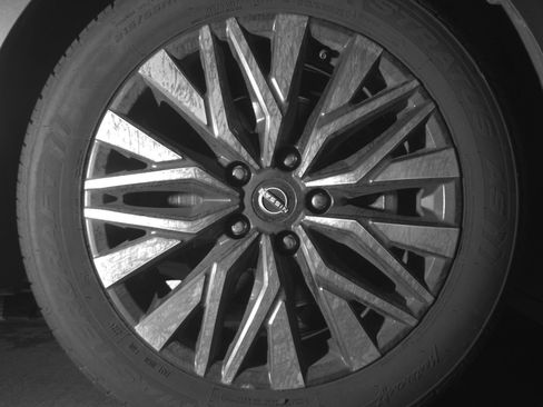 Used 2025 Nissan Altima 2.5 SV image 13