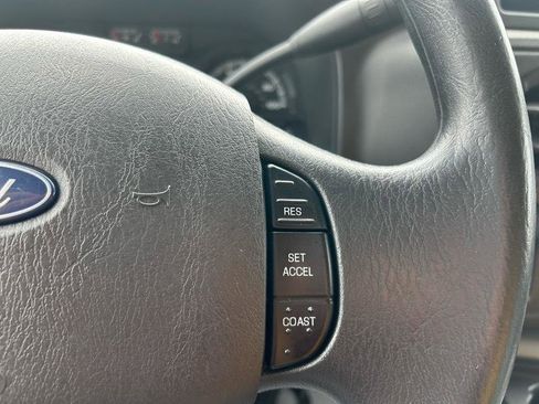 Used 2019 Ford E-350 and Econoline 350 Super Duty image 19