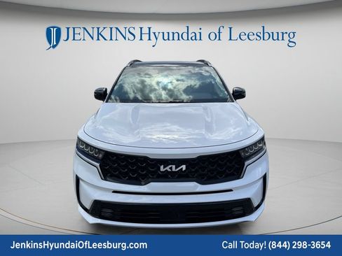 Used 2023 Kia Sorento EX w/ Panoramic Sunroof Package FWD image 12