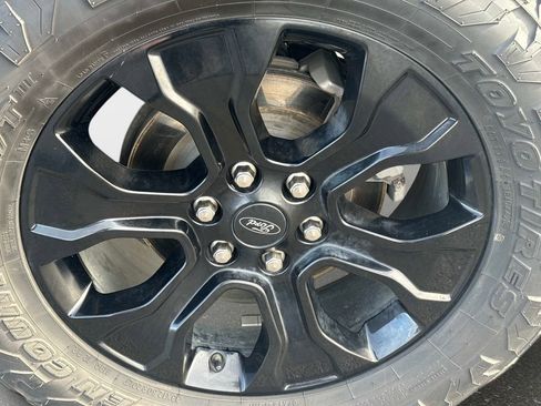 Used 2022 Ford F150 Lariat w/ Equipment Group 502A High image 15