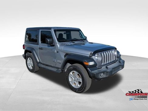 Used 2020 Jeep Wrangler Sport AWD/4WD image 8