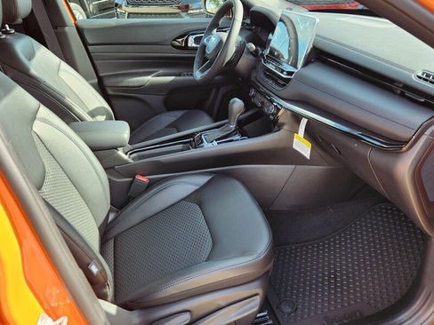 New 2026 Jeep Compass Latitude AWD/4WD image 15