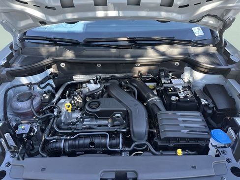 New 2026 Volkswagen Taos SEL image 26