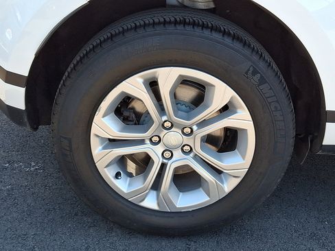 Certified 2023 Land Rover Range Rover Evoque S AWD/4WD image 11