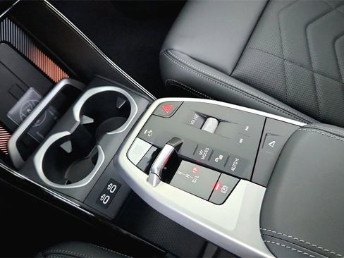 Used 2025 BMW X1 xDrive28i w/ Technology Package image 44