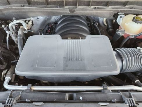 Used 2025 Chevrolet Tahoe Z71 AWD/4WD image 27