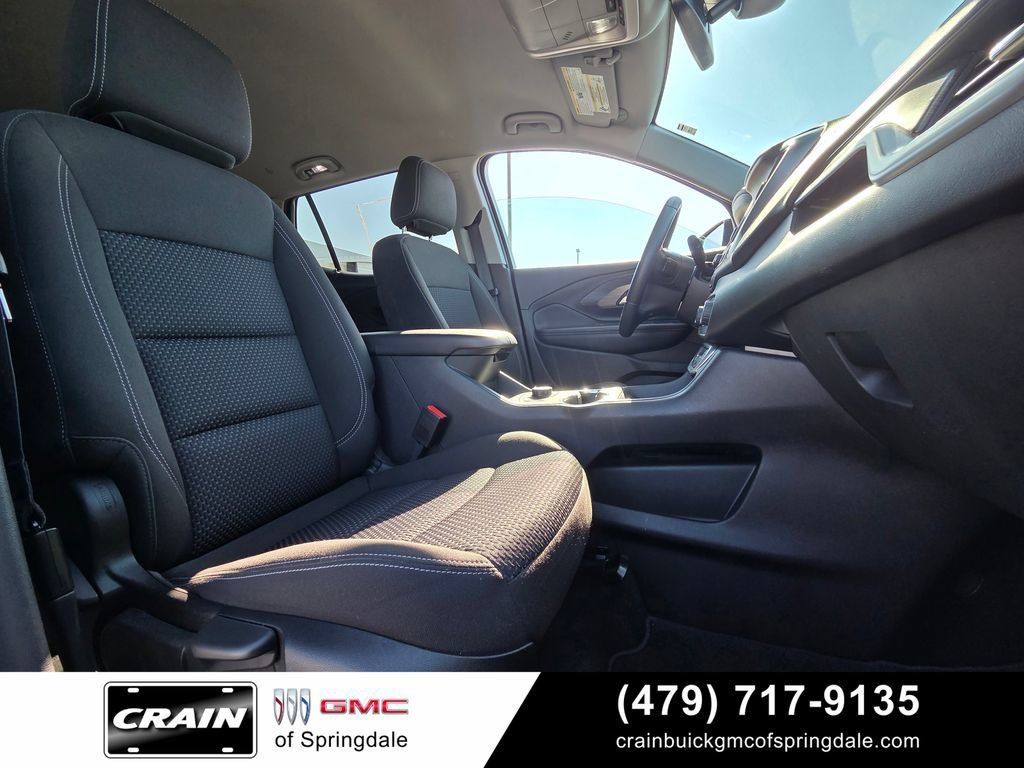 Used 2024 GMC Terrain SLE FWD image 30