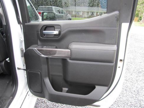 Used 2022 Chevrolet Silverado 1500 LTZ w/ LTZ Convenience Package II image 38