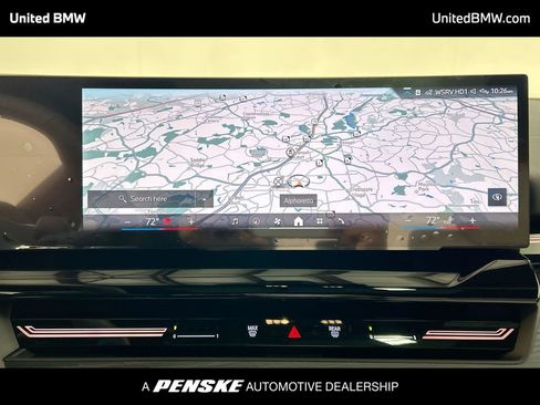 Used 2025 BMW 530i w/ Premium Package image 18