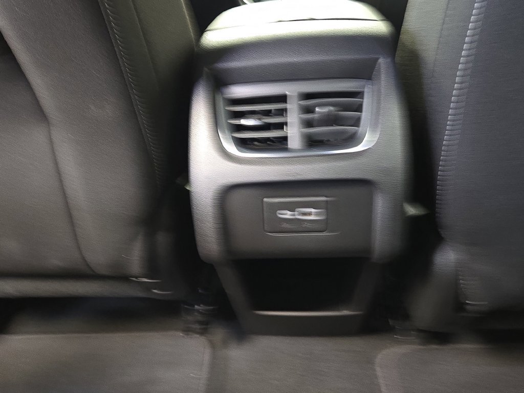 Used 2024 Chevrolet Blazer LT w/ Convenience Package FWD image 15