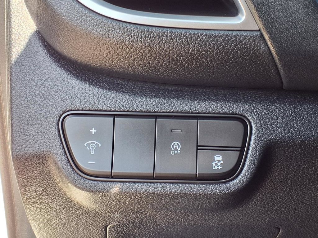 Certified 2026 Kia Seltos EX w/ EX Sunroof Package FWD image 27