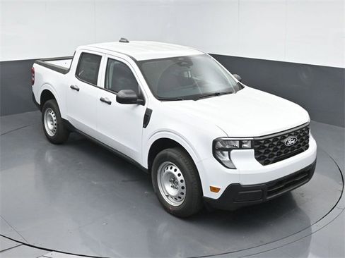 New 2026 Ford Maverick XL image 30