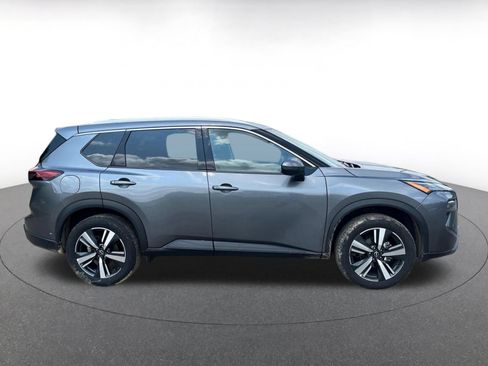 Used 2026 Nissan Rogue SL AWD/4WD image 35