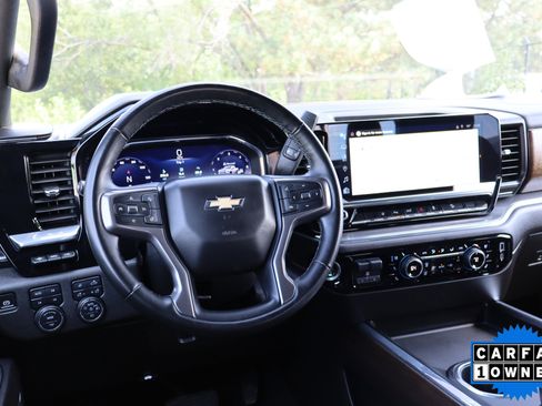 Used 2025 Chevrolet Silverado 2500 High Country w/ Technology Package image 16