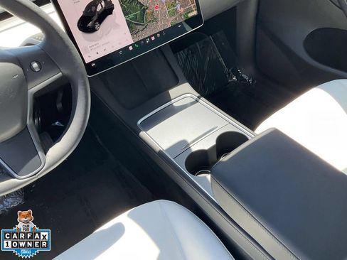 Used 2023 Tesla Model Y Long Range AWD/4WD image 50