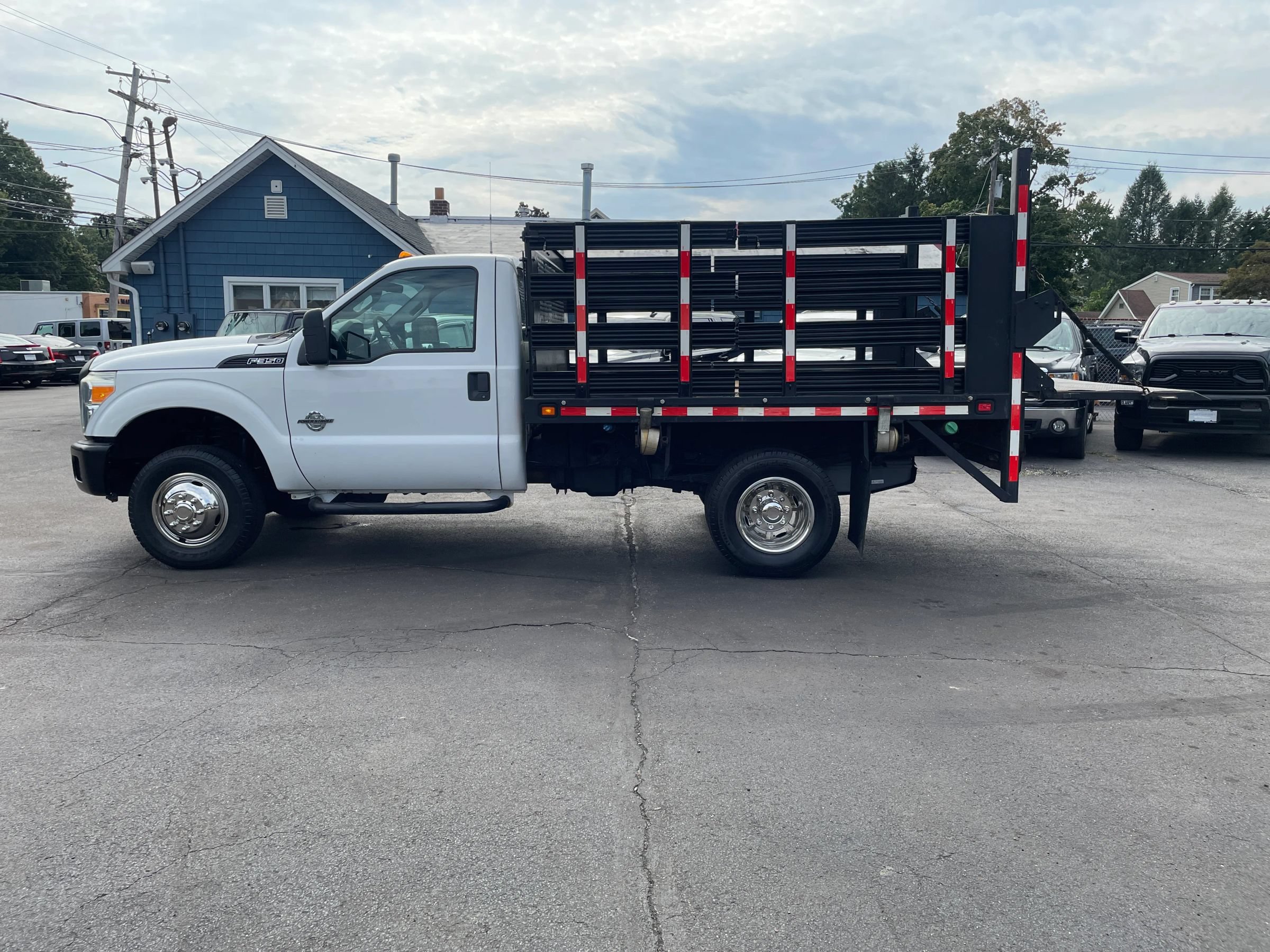 Used 2011 Ford F350 XL AWD/4WD image 2