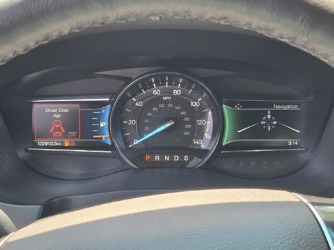 Used 2018 Ford Explorer Limited FWD image 19