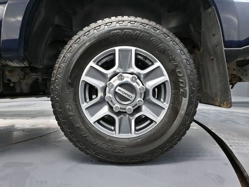 Used 2023 Ford F250 Lariat w/ FX4 Off-Road Package image 14