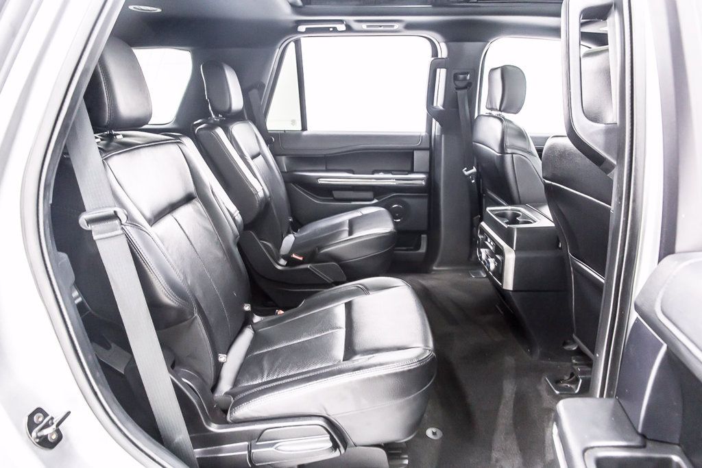 Used 2020 Ford Expedition XLT w/ Equipment Group 202A RWD image 32
