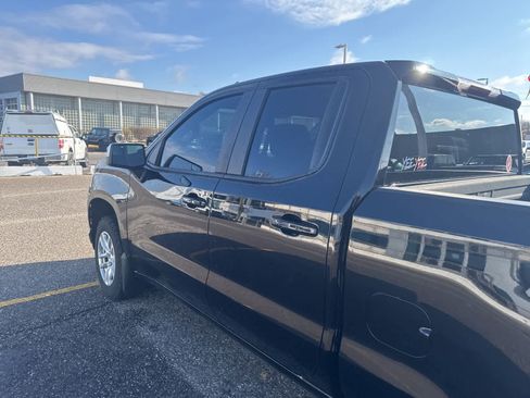 Used 2021 Chevrolet Silverado 1500 LT w/ Z71 Off-Road Package image 15
