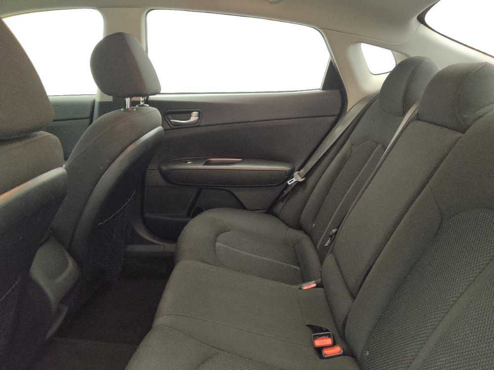 Used 2020 Kia Optima LX FWD image 18