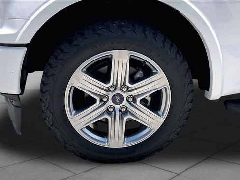 Used 2018 Ford F150 XLT w/ Equipment Group 302A Luxury RWD image 11