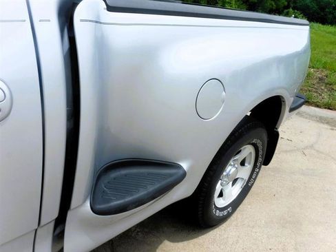 Used 2002 Ford F150 XLT RWD image 20