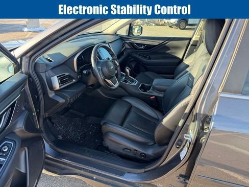 Used 2023 Subaru Outback Limited image 11