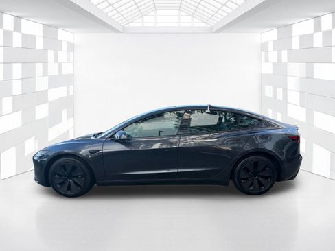 Used 2025 Tesla Model 3 Long Range RWD image 4