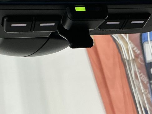 Used 2024 Nissan Ariya FWD image 16