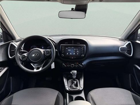 Used 2021 Kia Soul S FWD image 13