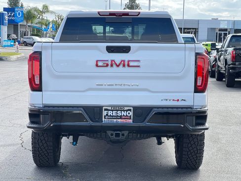 New 2026 GMC Sierra 1500 AT4X AWD/4WD image 5