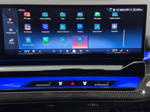 Used 2024 BMW i5 eDrive40i w/ M Sport Package image 27