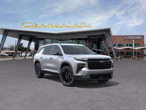 New 2026 Chevrolet Traverse LT w/ Enhanced Driving Package image 14