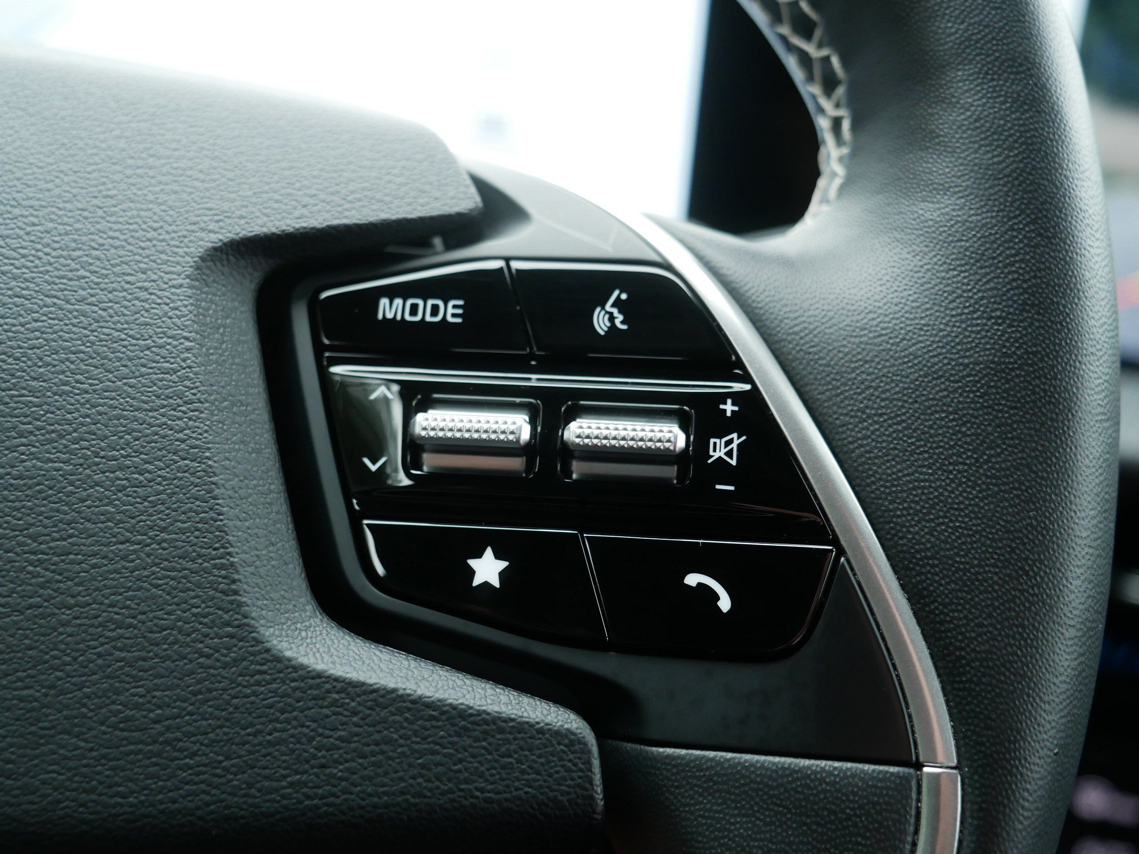 Certified 2024 Kia EV6 GT-Line AWD/4WD image 29