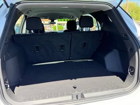 Used 2023 Chevrolet Equinox LS w/ Driver Confidence II Package FWD image 13