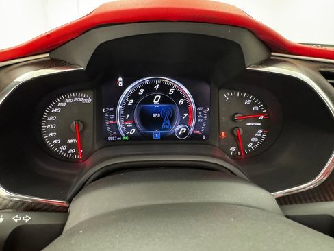 Used 2015 Chevrolet Corvette Z06 w/ 3LZ Preferred Equipment Group image 26