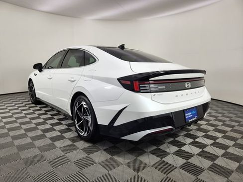 Certified 2025 Hyundai Sonata SEL FWD image 3