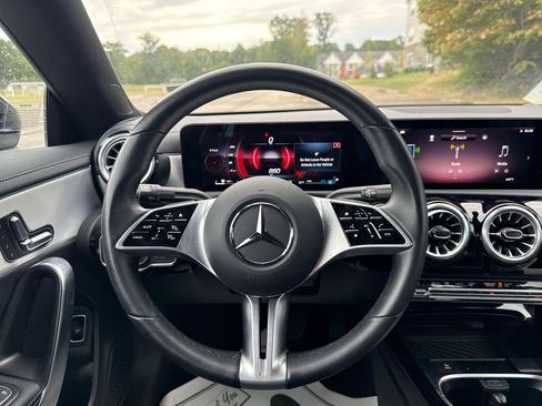Used 2025 Mercedes-Benz CLA 250 4MATIC image 16