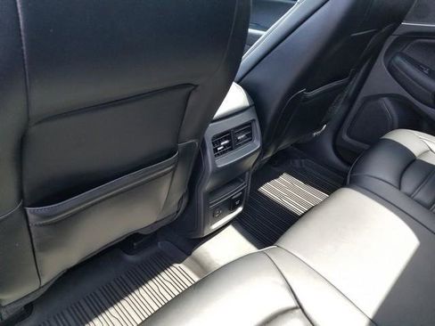 Used 2021 Ford Edge SEL w/ Convenience Package AWD/4WD image 18