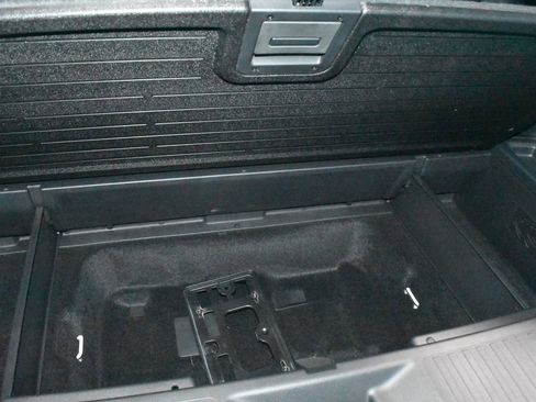 Used 2025 Honda Pilot EX-L image 35