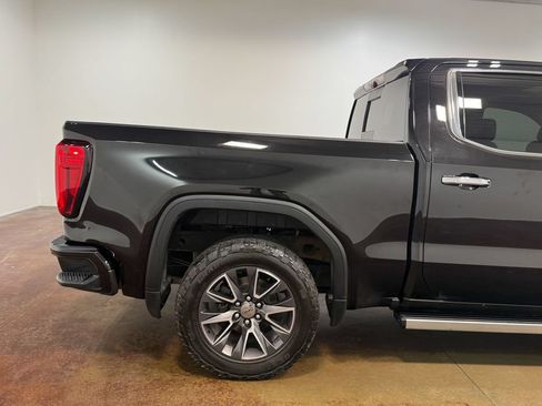 Used 2021 GMC Sierra 1500 Denali w/ Denali Ultimate Package AWD/4WD image 34