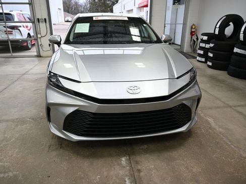 Certified 2025 Toyota Camry LE w/ Convenience Package image 2